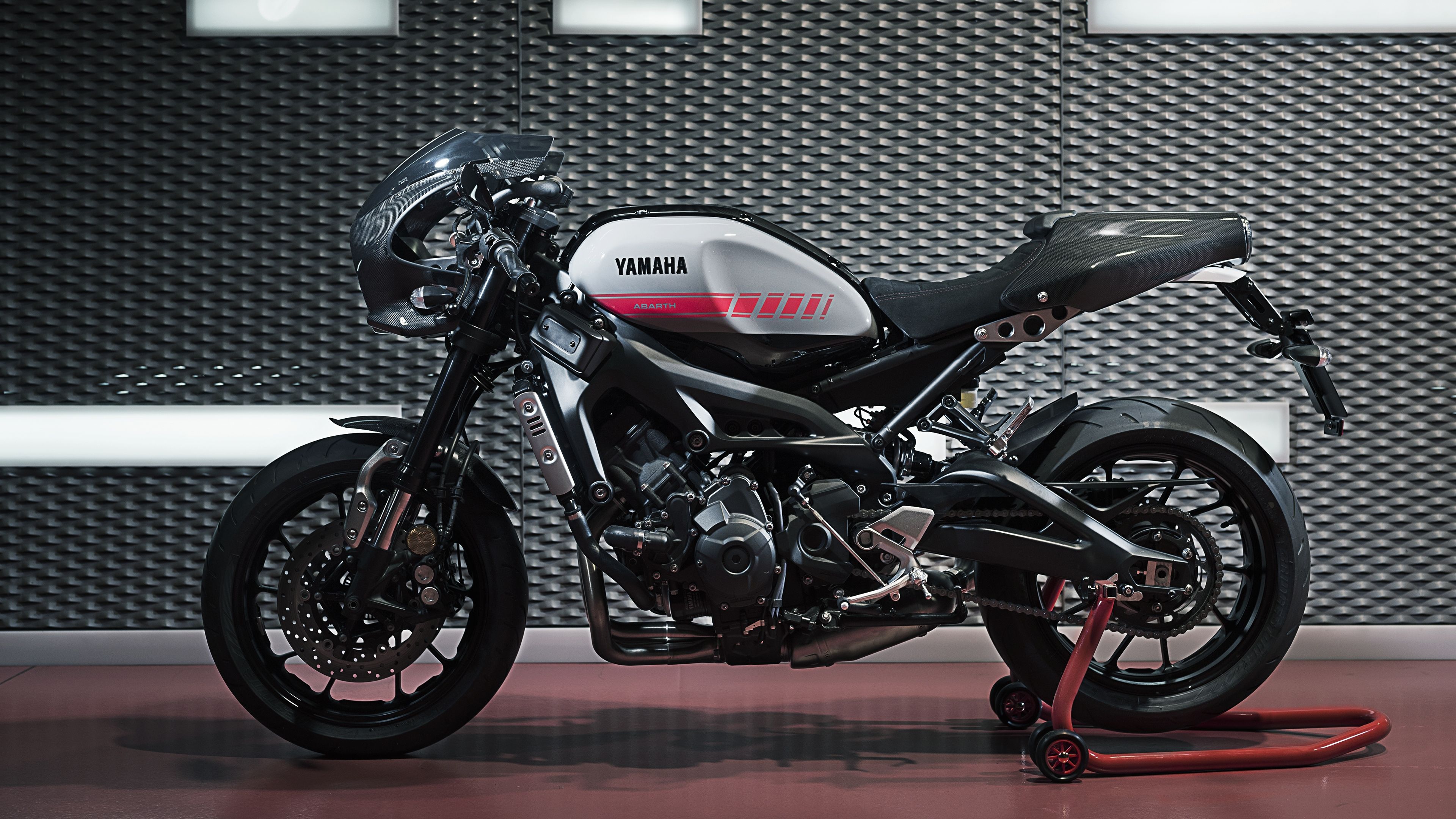 2017 Yamaha XSR900 Abarth 4K7871213162